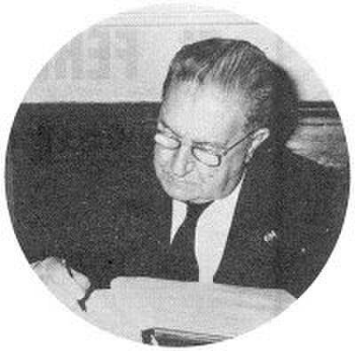 Photograph of José María González-Llanos