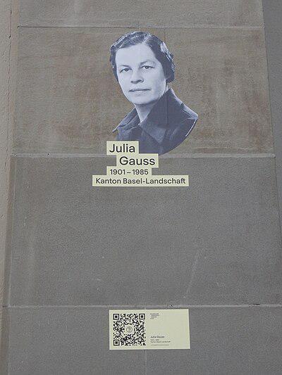 Photograph of Julia Gauss