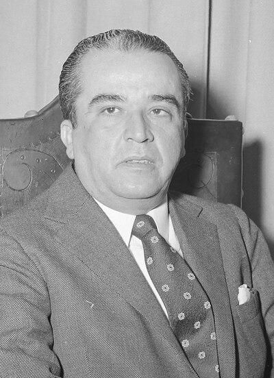 Photograph of Genolino Amado