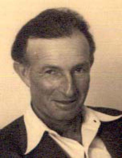 Photograph of L. Popiḳ