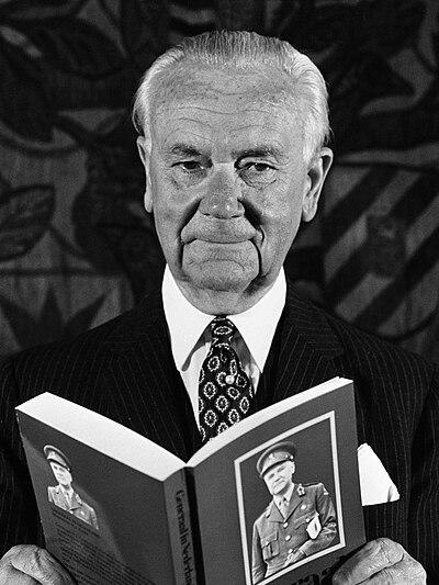 Photograph of Hendrik Johan Kruls