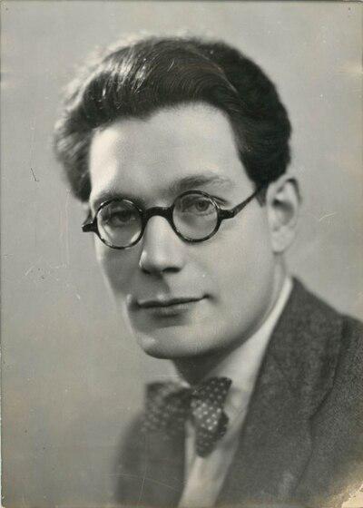 Photograph of Robert Denoe͏̈l