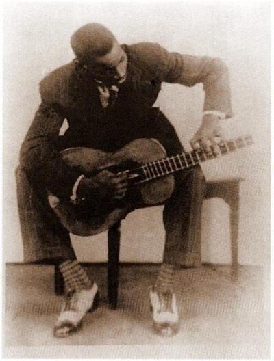 Photograph of Isaac Oviedo