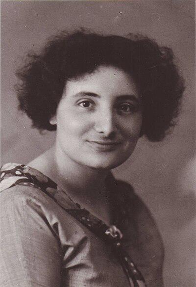 Photograph of Fré Cohen
