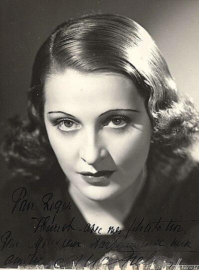 Photograph of Alice Field