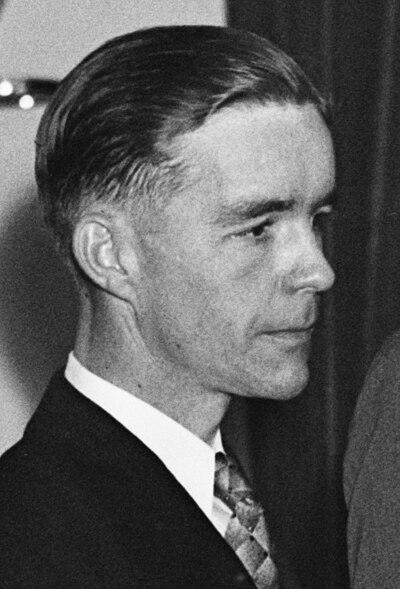 Photograph of Gordon Darnell