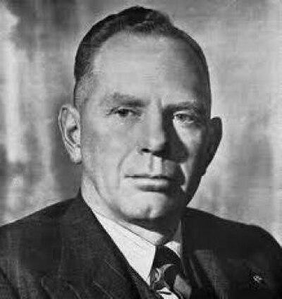 Photograph of Ben Schoeman