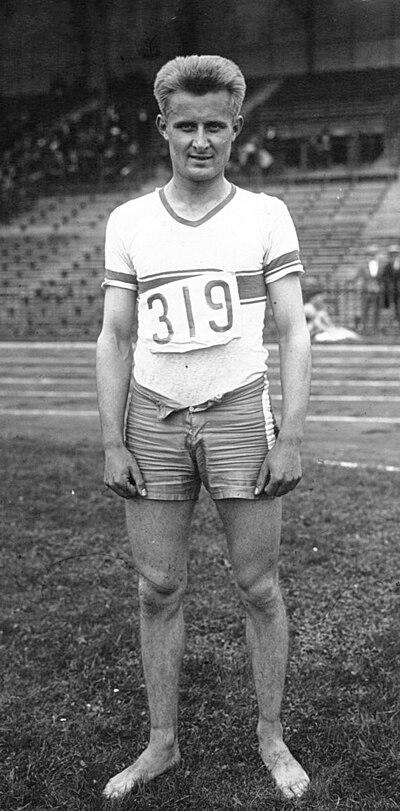 Photograph of André Adelheim